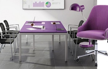 Pantone desvela el color de 2018: el Ultra Violet